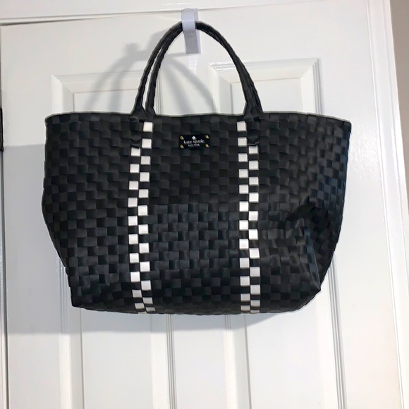 kate spade Handbags - NEW! Kate spade black& white beach or tote bag